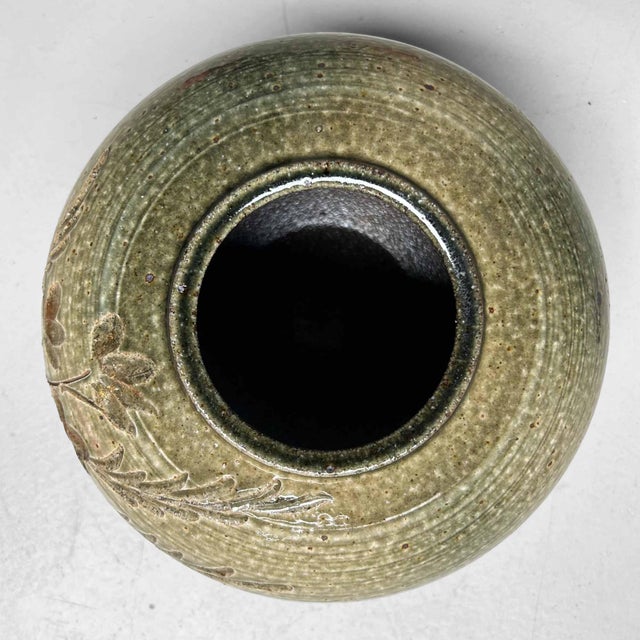 Ceramic Mid-Century Shigaraki Ikebana Flower Vase, 1970s For Sale - Image 7 of 14