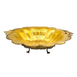 Vintage Hand-Hammered Brass Footed Centerpiece Bowl With Foliate Handles – Rustic European / Rococo For Sale