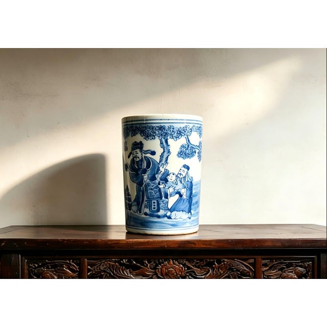 W-9.8cm,H-14cm Experience the beauty and elegance of Chinese history with our Chinese Vintage Porcelain Handcrafted with...