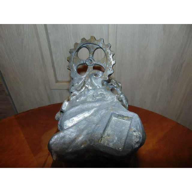 Art Nouveau zinc base, dimensions: height 25 cm. base width 17 cm. depth 16.5 cm.