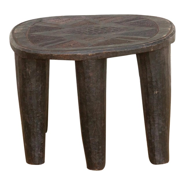 Bold Dark Brown Carved Nupe End Table For Sale