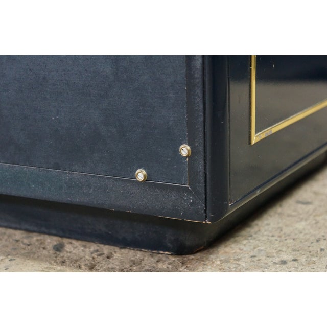 2 Mid Century John Stuart Navy Blue Lacquer Nightstands Bedside Chests MCM Pair For Sale - Image 9 of 18