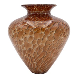 Signed Cohn-Stone Tortoise Shell Pattern Art Glass Vase For Sale