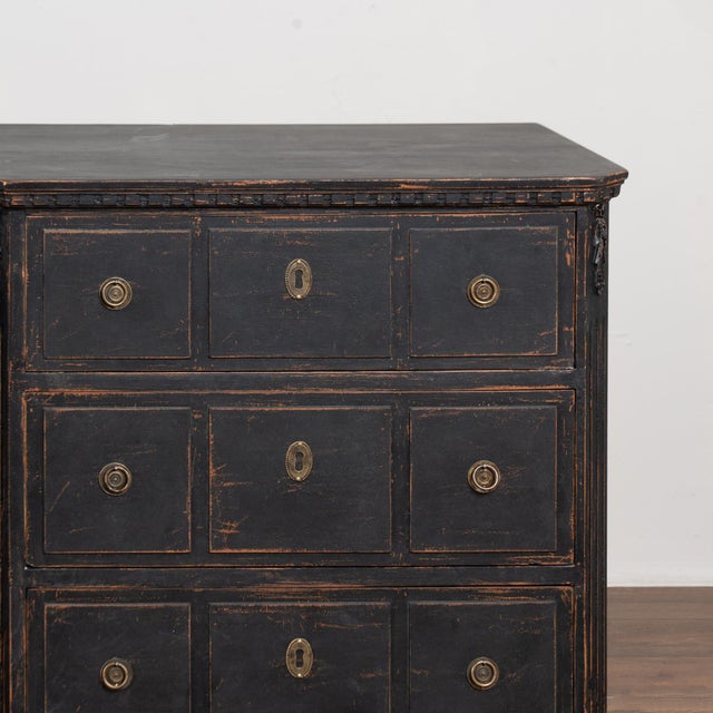 Wood Pair of 19th Century Swedish Gustavian Black Painted Chests of Drawers For Sale - Image 7 of 16