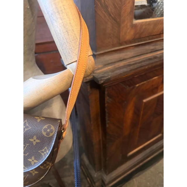 2000s Louis Vuitton Monogram Chantilly Crossbody Bag For Sale - Image 6 of 18