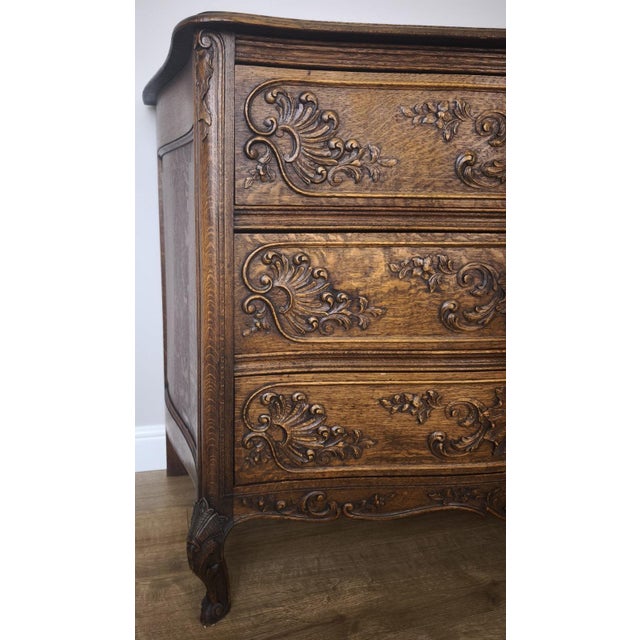 French Louis XVI Chest of Drawers in Oak For Sale - Image 9 of 14