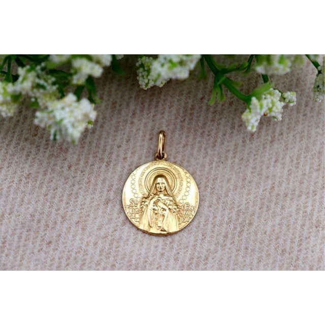Saint Teresa 19.2k Gold Pendant For Sale - Image 3 of 6