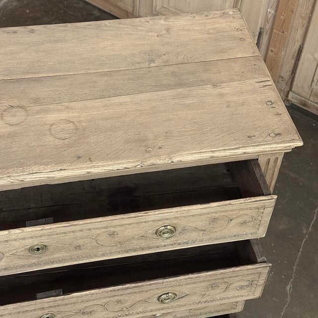 18th Century Stripped Oak Commode From Herve in Brittany For Sale - Image 15 of 16