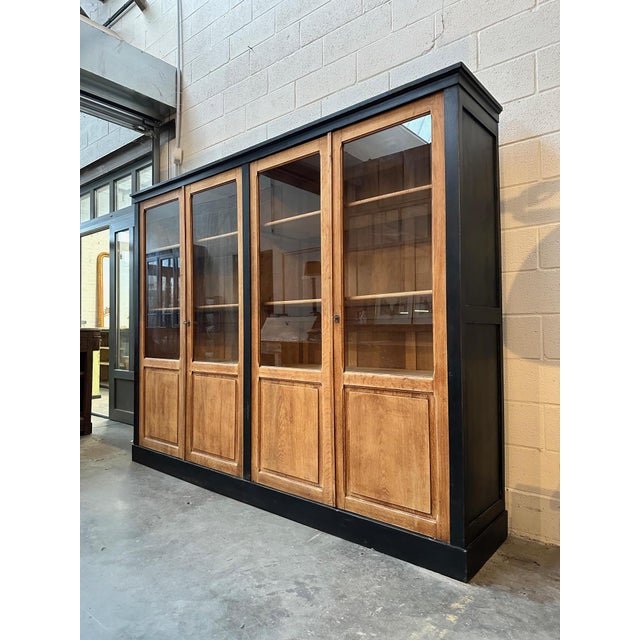 Early 20th Century Display Cabinet For Sale - Image 3 of 13