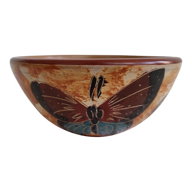 Costa Rican Sgraffito Pottery Bowl With Butterfly For Sale