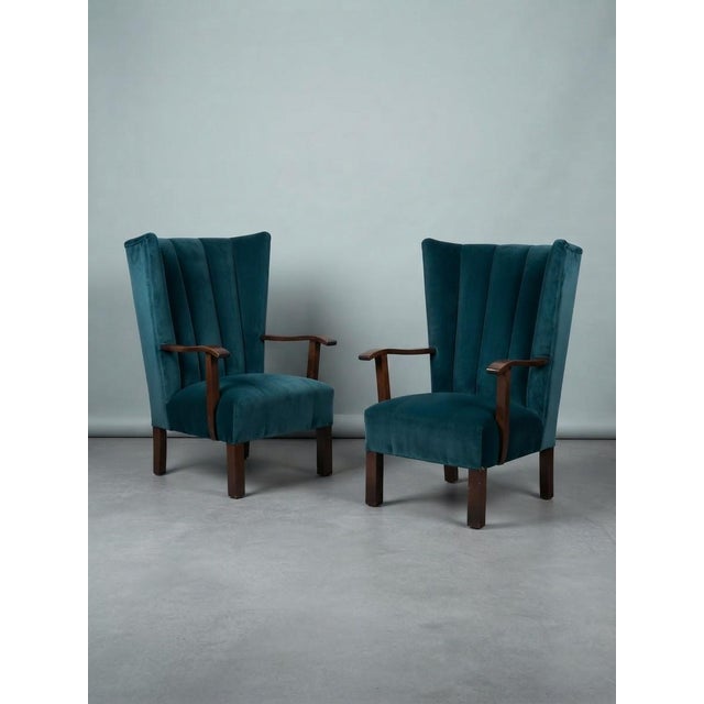 Hungarian Art Deco Lounge Chairs in Teal Blue Velvet with Wooden Armrests, 1930s, Set of 2 For Sale - Image 4 of 4