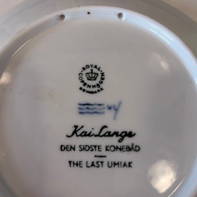 Royal Copenhagen 1968 “The Last Umiak” Blue & White Porcelain Collector Plate For Sale In New York - Image 6 of 12