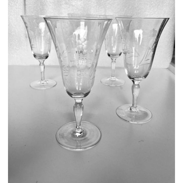 Vintage Clear Floral Etched Wine Glasses Set of 5 For Sale In New York - Image 6 of 6