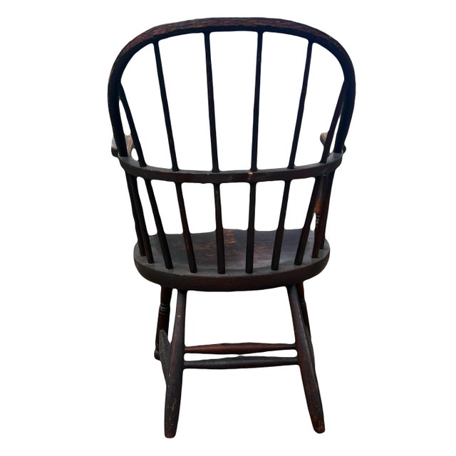 American Late 19th-Century American Firehouse Sack Back Windsor Armchair For Sale - Image 3 of 12