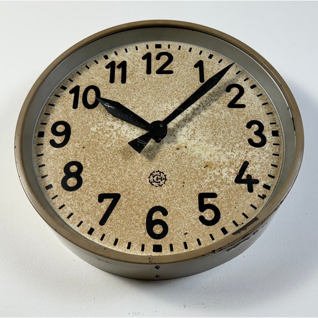 Large Brown Industrial Factory Wall Clock from Chronotechna, 1950s For Sale - Image 6 of 18
