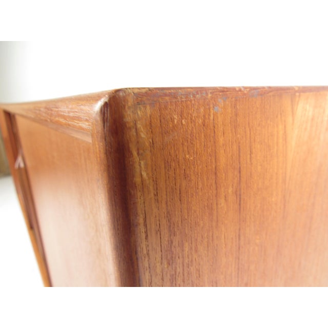 Wood Compact Danish Modern Teak Sliding Door Credenza For Sale - Image 7 of 13