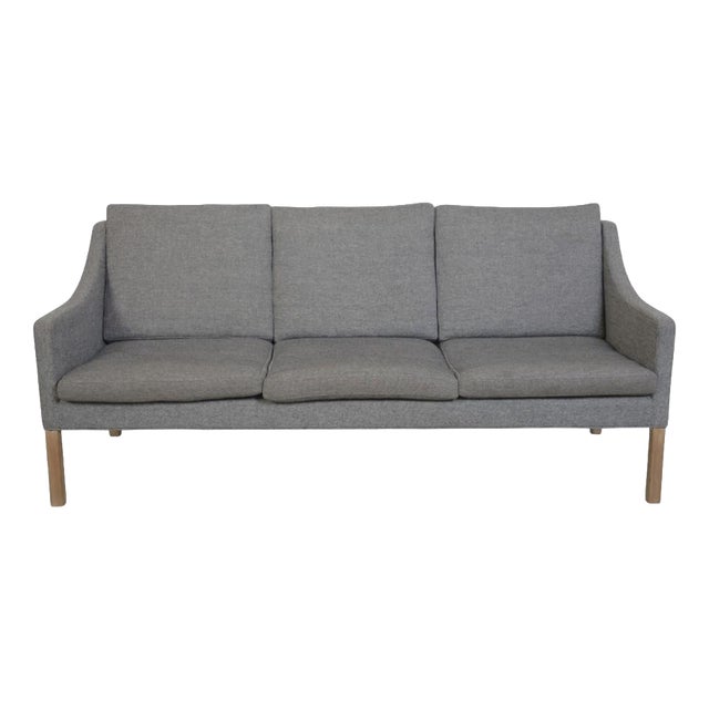 Model 2209 3-Seater Sofa by Børge Mogensen with Grey Fabric from Hallingdal, 1980s For Sale