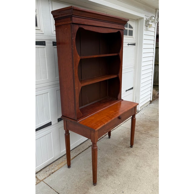 Early 19th Century Colonial Farmhouse Hutch – Antique Pennsylvania Sheraton-Style Cabinet For Sale - Image 9 of 14