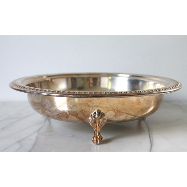 Traditional Vintage Sheffield Silver Co. Footed Silverplate Serving Bowl For Sale - Image 3 of 7
