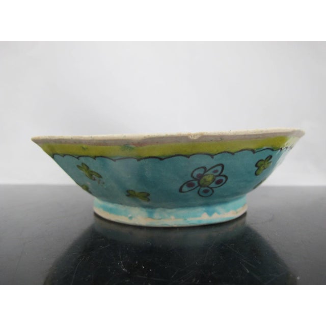 Chinese Tongzhi Turquoise Enamel Hand Painted Flower Octagonal Pottery Bowl For Sale In Portland, OR - Image 6 of 11