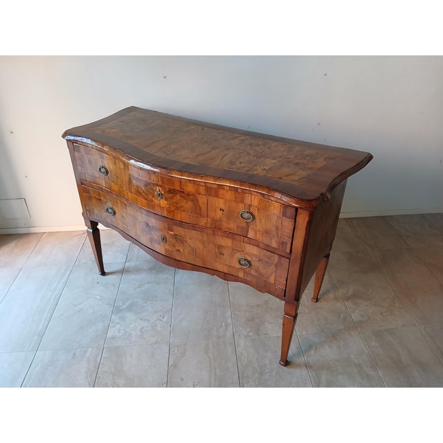 Louis XVI Chest of Drawers, Late 18th Century For Sale - Image 6 of 8