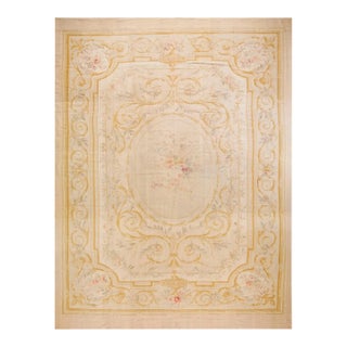 1900s Ivory Gold Medallion Antique European Aubusson Carpet 12'9"x17'3" Flatwoven Wool Rug For Sale