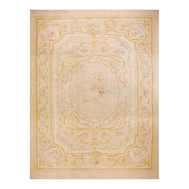 1900s Ivory Gold Medallion Antique European Aubusson Carpet 12'9"x17'3" Flatwoven Wool Rug For Sale