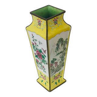 Beautiful Chinese Antique Polychrome Enamel on Bronze Vase Handpainted For Sale