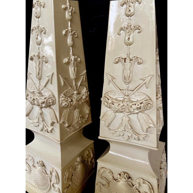 Ceramic Monumental Pair of Italian 1950s Neoclassical Style Obelisk-Form Ceramic Lamps For Sale - Image 7 of 8