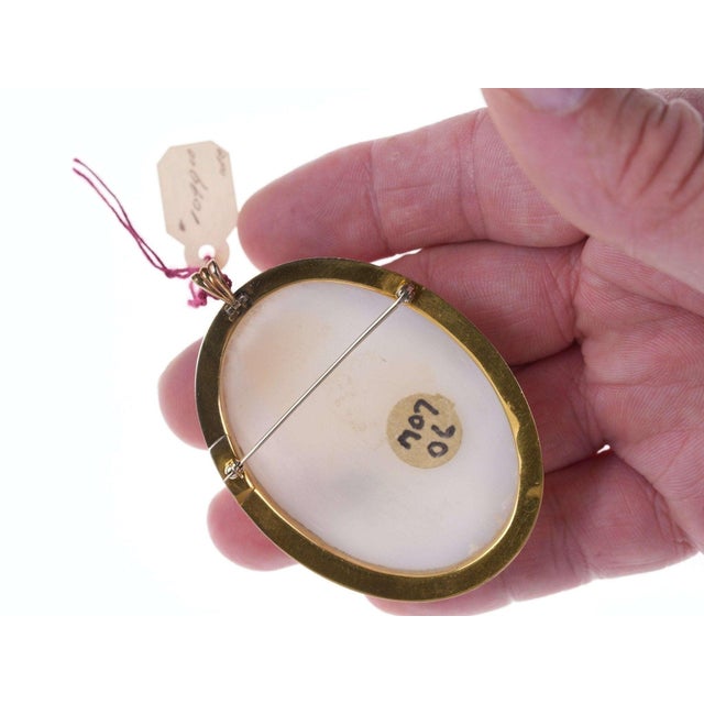Large Antique 14k gold Shell Cameo b For Sale - Image 4 of 5