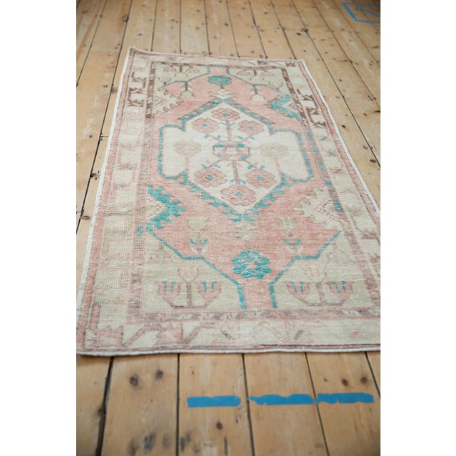 1960s Vintage Distressed Oushak Rug - 2'10" X 5'6" For Sale - Image 5 of 9