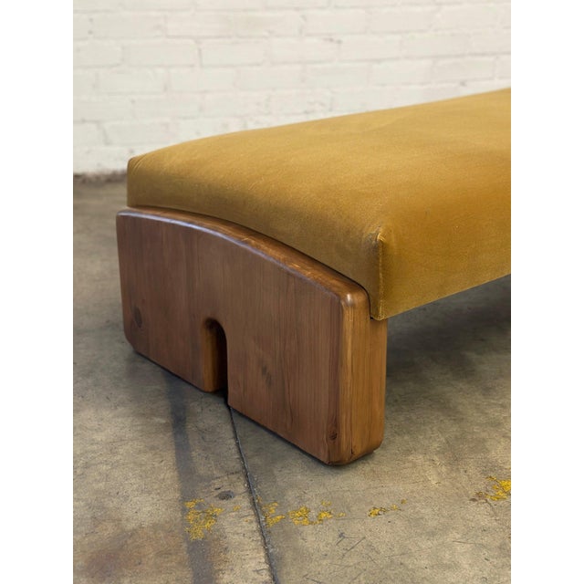 Mid-Century Modern La Media Luna Daybed For Sale - Image 3 of 12