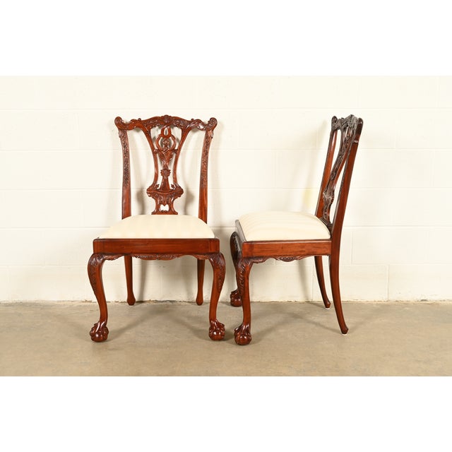 Baker Furniture Style Chippendale Carved Mahogany Dining Chairs, Set of Eight For Sale In South Bend - Image 6 of 16