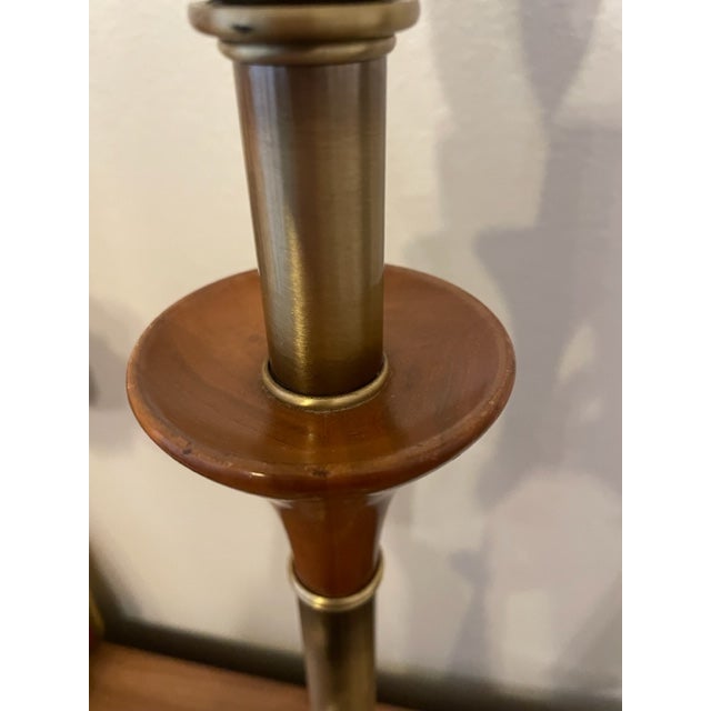 Vintage Table Lamp Rembrandt Walnut Wood and Brass Antique Torchiere Style * Vintage Brass and Wood Style Torchiere Lamp *...