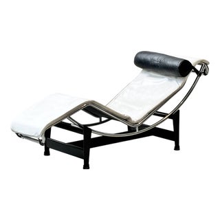 LC4 Chaise Longue by Le Corbusier, Jeanneret, and Perriand for Cassina, Late 1970s For Sale