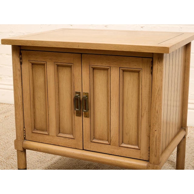 Mid 20th Century Mid 20th Century Pair of American of Martinsville Nightstands For Sale - Image 5 of 12