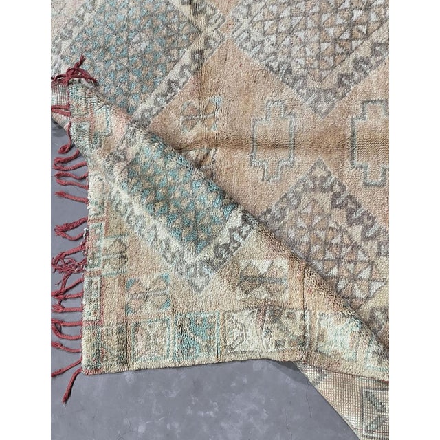 Mid Century Moroccan Wool Rug - 9.4 X 5.9 Ft For Sale In Cleveland - Image 6 of 8