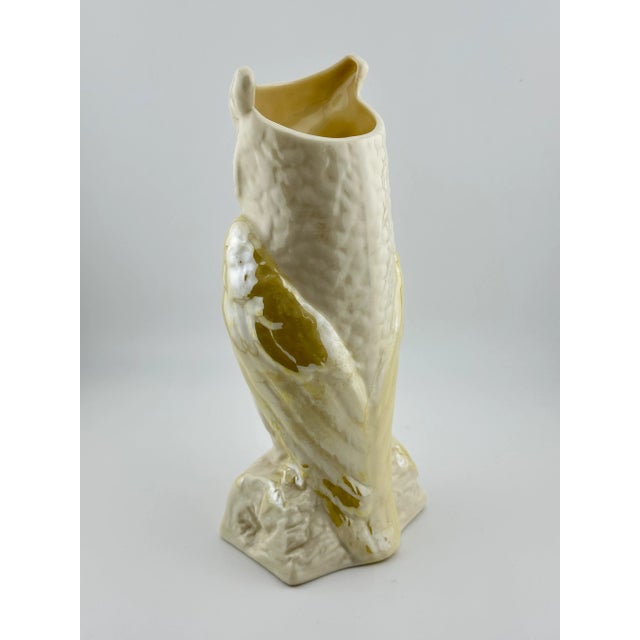 Belleek Owl Vase, Irish Porcelain, 8-1/4", 6th Mark (1965–1980), Cream With Yellow Pearl Accents For Sale In Boston - Image 6 of 10
