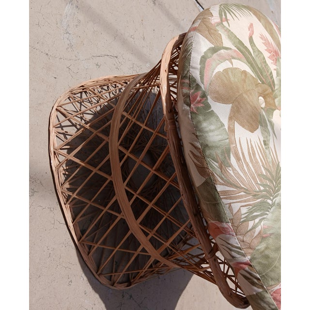 Russell Woodard spun fiberglass ottoman in bamboo color, cushion not included. Unmarked, but was from a Russell Woodard...