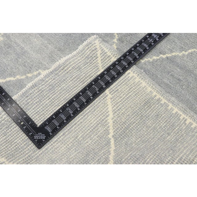 Early 21st Century Contemporary Gray Moroccan Style Rug - 08'03 X 09'00 For Sale - Image 5 of 9