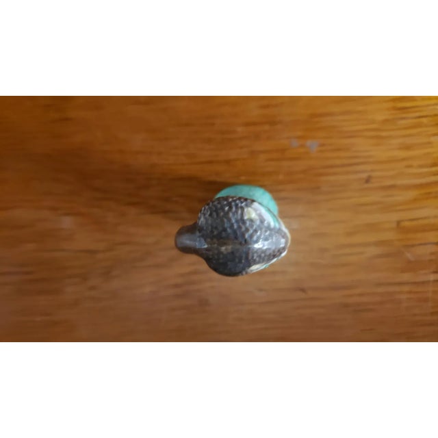 Early 20th Century Chinese Sancai Glazed Porcelain Parrot Figurine For Sale In New Orleans - Image 6 of 7