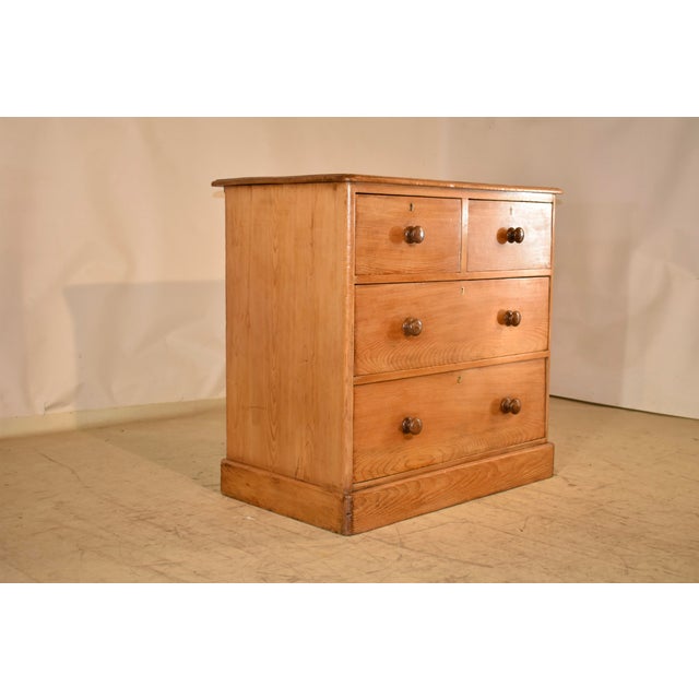 Victorian 19th Century English Pine Chest of Drawers For Sale - Image 3 of 8