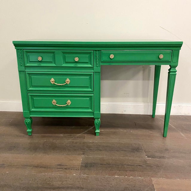 1970s Traditional Green Lacquer Desk/Vanity Chairish