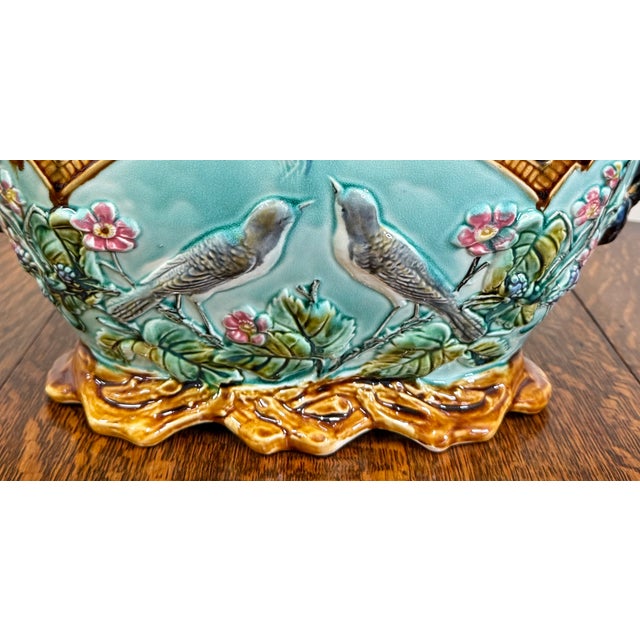 Antique French Onnaing Majolica Cache Pot Planter Bowl Jardiniere Love Birds For Sale - Image 4 of 18