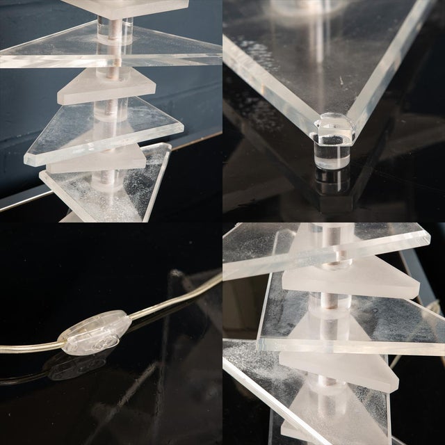 Mid 20th Century American Stacked Acrylic Table Lamps, Set of 2 For Sale - Image 12 of 13