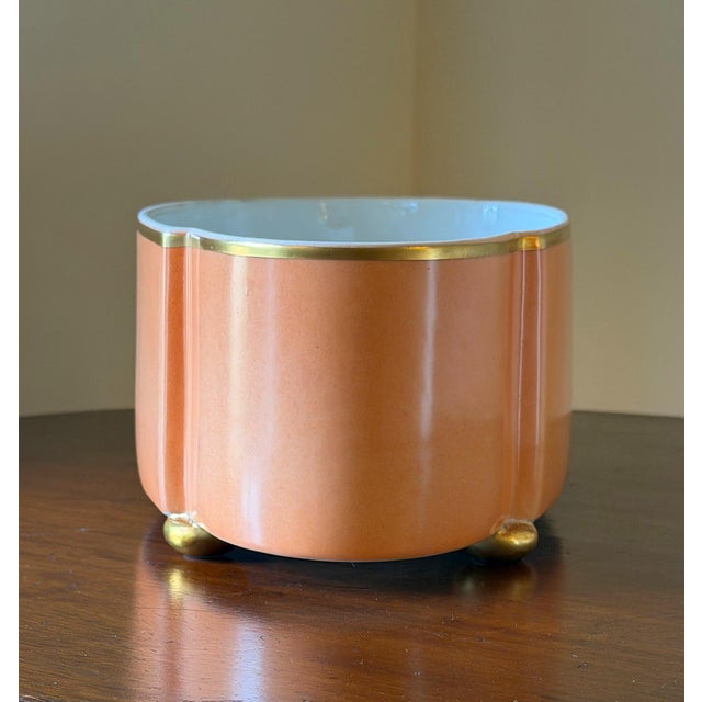 1970's Porcelain Apricot & Gold Mottahedeh Quatrefoil Cachepot For Sale - Image 11 of 12