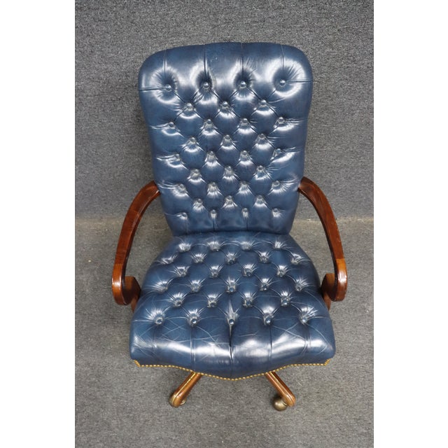Leathercraft Tufted Leathercraft Swivel Office Chair With Cherry Frame For Sale - Image 4 of 10