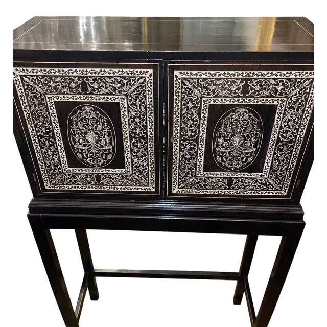 19th Century Italian Ebonized Cabinet With Inlaid Fitted Interior For Sale - Image 4 of 13