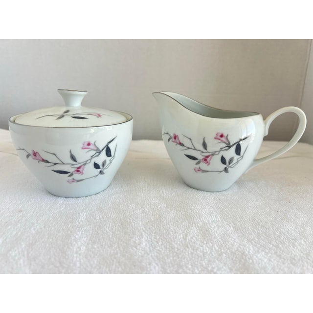 Cream 1950s Creamer & Sugar Set For Sale - Image 8 of 12