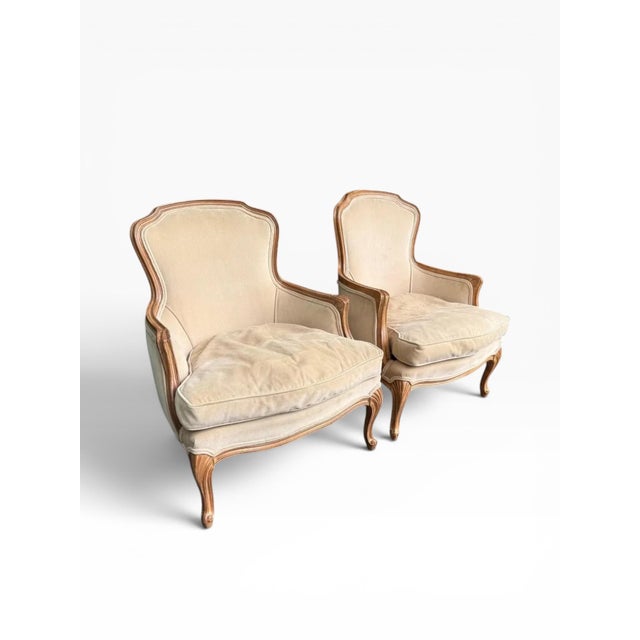Meyer Gunther Martini Pair of 1980s Meyer Gunther Martini French Provincial Louis XV Style Bergère Chairs in Beige Velvet For Sale - Image 4 of 16